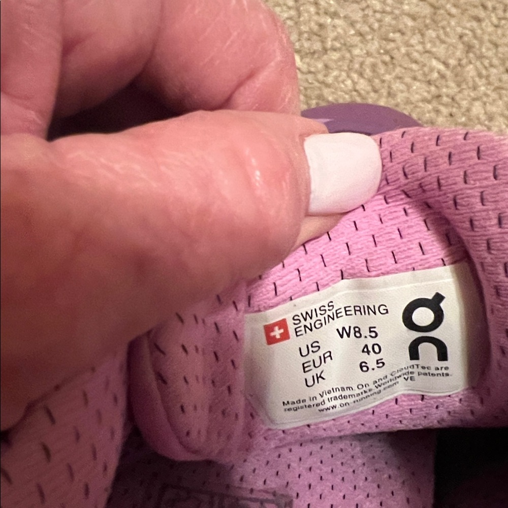On cloud 8.5 Women's Athletic Shoes in Purple and Pink - Picture 12 of 12